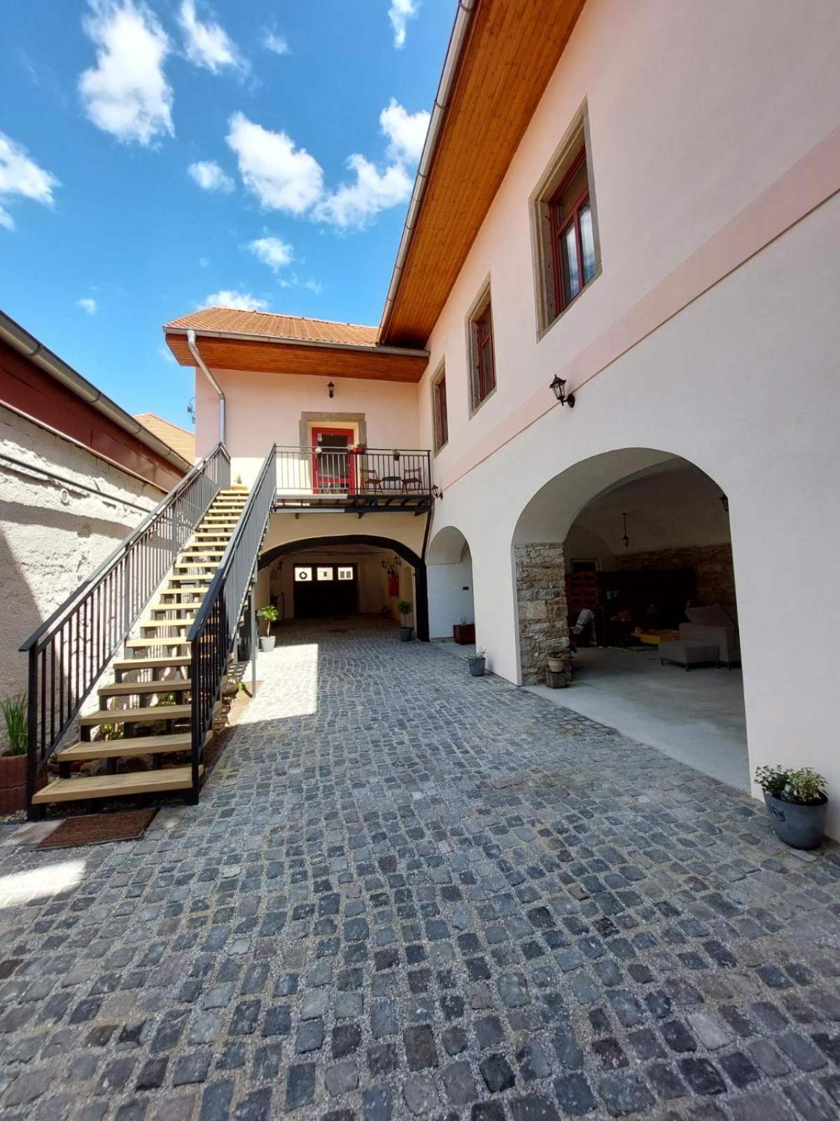 Alipoint Apartments Spisske Podhradie Exterior photo